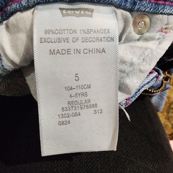 Levis Girls Flare Jeans Sparkle Buttons Adjustable Waist Size 5 - Picture 10 of 11